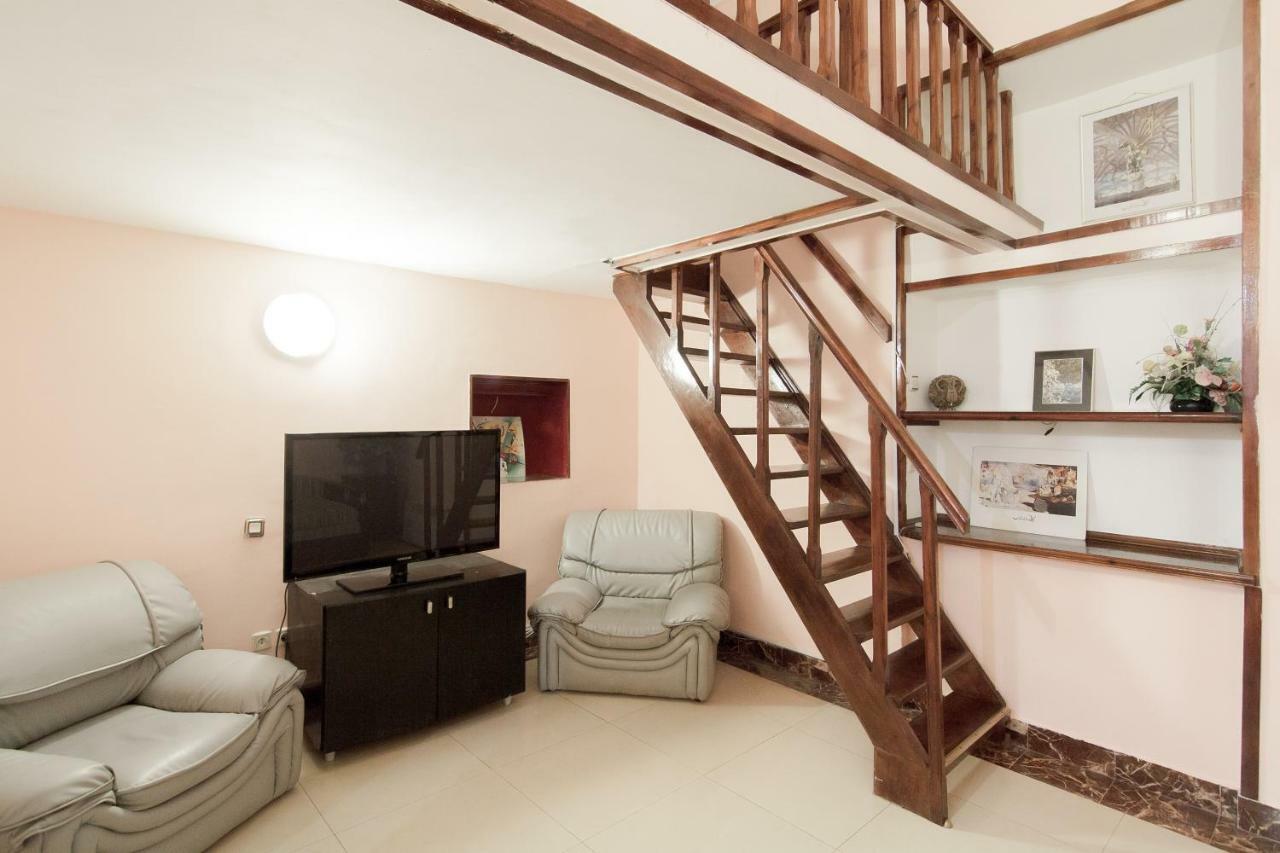 Rent Apartments Grecheskaya 50 Odesa Exterior photo